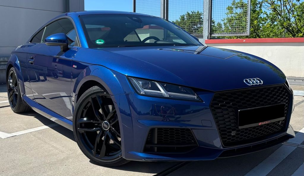 Audi TT 97.800 km 27.990 &euro; Hamburg 22177
