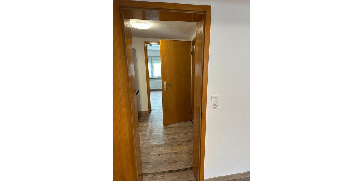 Mehrfamilienhaus, Wohnhaus Homberg (Efze) - 5 Zimmer, 150 m&sup2;, 170.000&euro; | Angebot:26662746