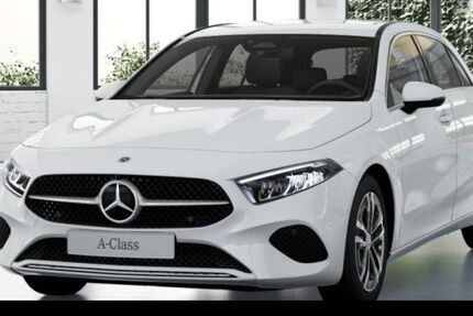 Mercedes-Benz A 180 9.900 km 31.990 &euro; Duisburg 47138