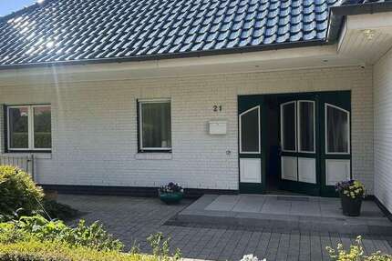 Haus zum Mieten in Braak 2.300 € 160 m²