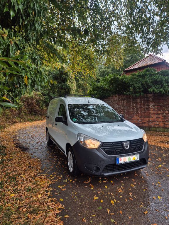 Dacia Dokker 185.000 km 4.200 € Auetal 31749
