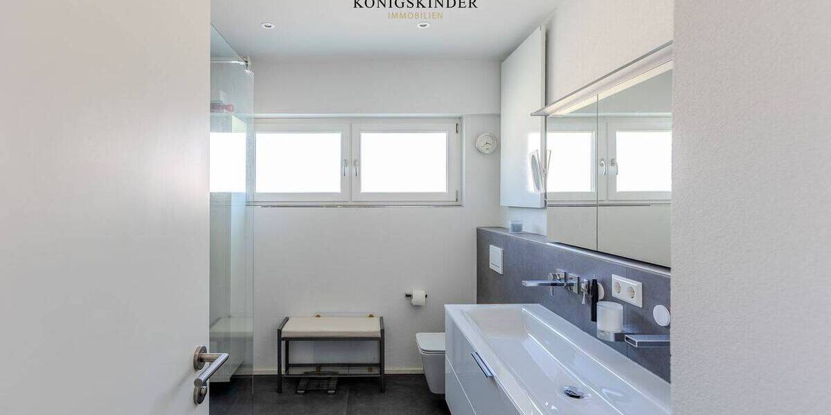 Bungalow Waiblingen Hegnach - 5 Zimmer, 210 m&sup2;, 1.395.000&euro; | Angebot:26401451