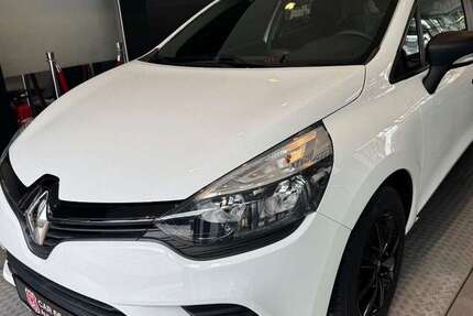 Renault Clio 42.000 km 8.900 &euro; Hamburg 22547