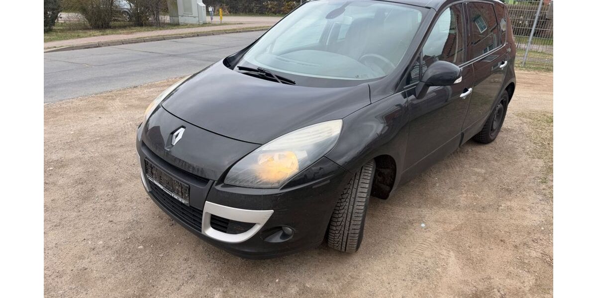 Renault Scenic 262.000 km 1.200 &euro; Sponholz 17039