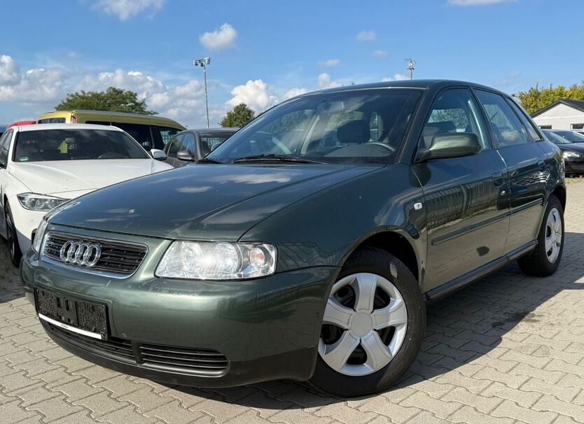 Audi A3 331.000 km 1.799 € Oberkrämer 16727