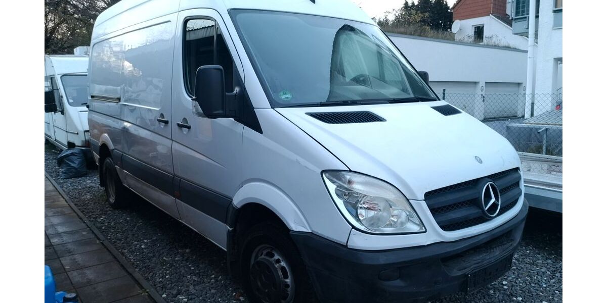 Mercedes-Benz Sprinter 79.978 km 12.800 &euro; Frankfurt am Main 65929