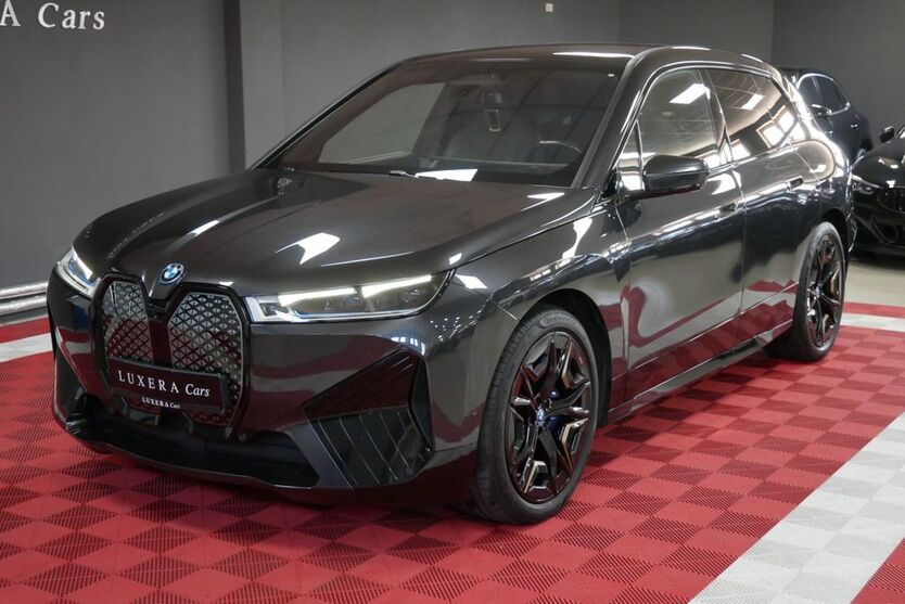 BMW iX 92.777 km 44.990 € Großmehring 85098