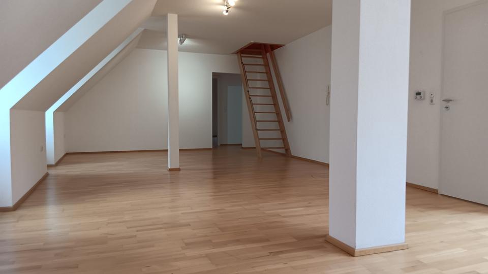 Maisonettenwohnung Schweinfurt Gartenstadt - 4 Zimmer, 90 m&sup2;, 299.000&euro; | Angebot:27114922