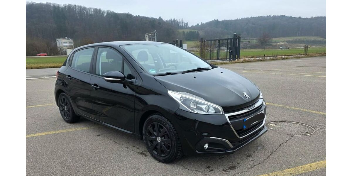 Peugeot 208 94.250 km 6.300 &euro; Erzingen 79771
