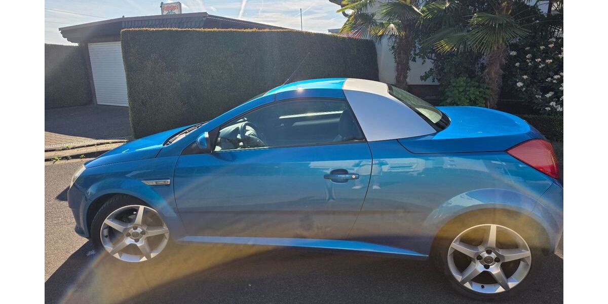 Opel Tigra 196.000 km 1.980 &euro; Bornheim 53332