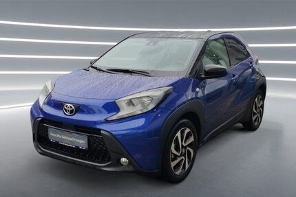 Toyota Aygo (X) 23.408 km 15.990 € Bonn 53119