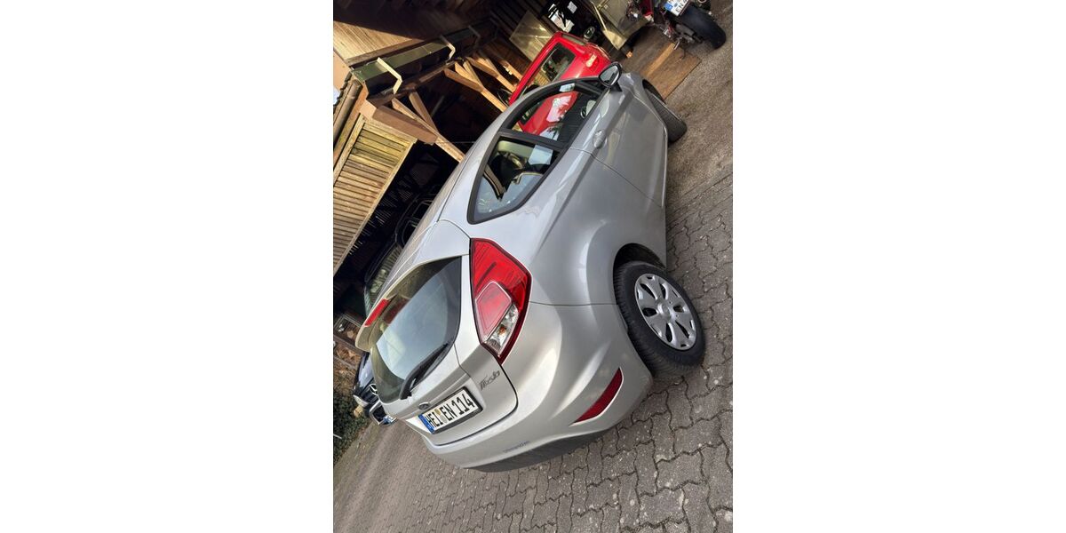 Ford Fiesta 190.000 km 4.100 &euro; Kuden 25712