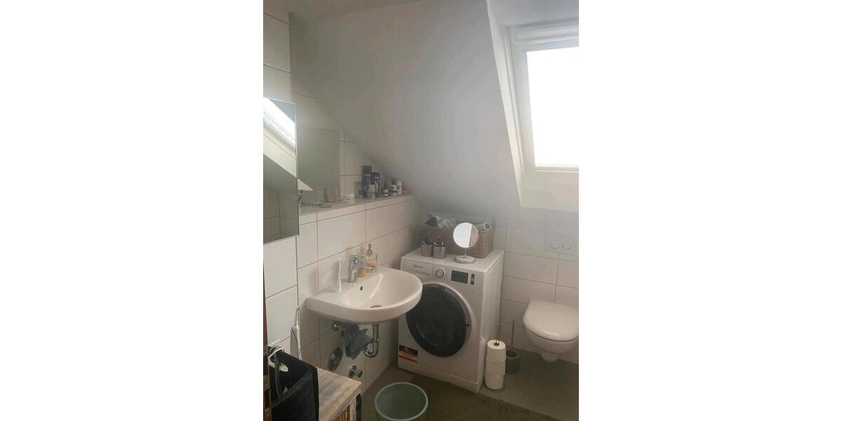 Dachgeschoßwohnung Pocking - 2 Zimmer, 42 m&sup2;, 450&euro; | Angebot:26303064