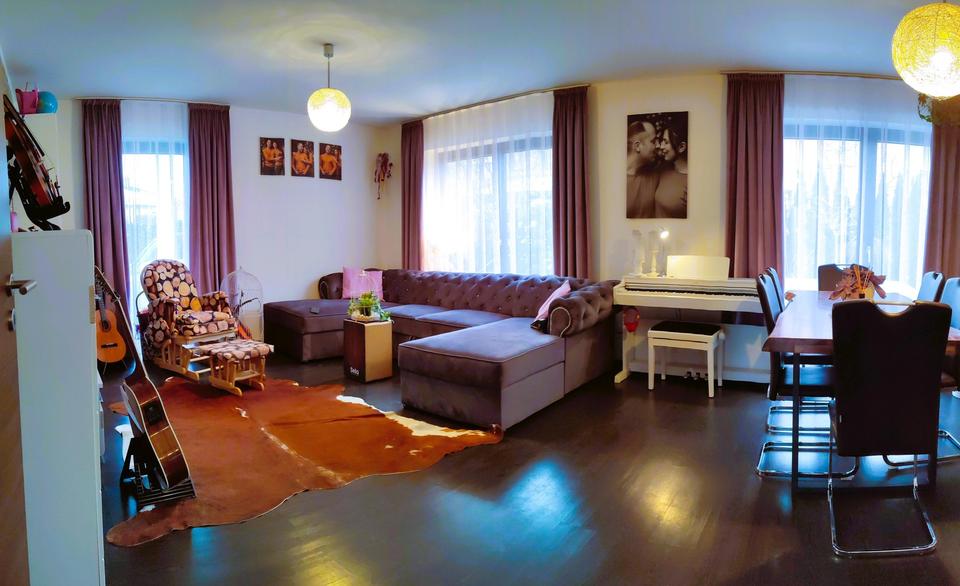 Modernes Wohnen mit Stil & Komfort: Stadtvilla mit Sauna & Garten 7.5 zimmer