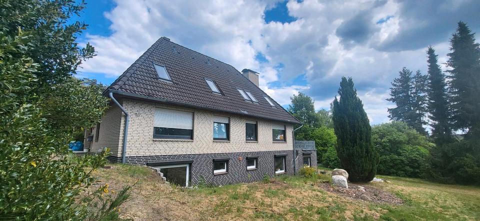 Einfamilienhaus Bispingen - 10 Zimmer, 280 m&sup2;, 2.300&euro; | Angebot:25275115