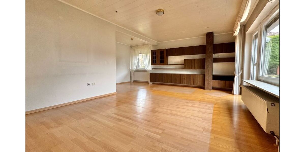 Wohnen auf einer Ebene mit Einliegerwhg. - Bungalow Hildesheim Neuhof | Angebot:27009097