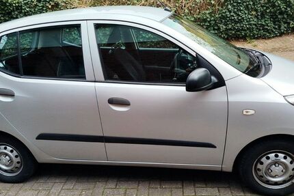 Hyundai i10 64.000 km 4.000 &euro; Hamburg 22111