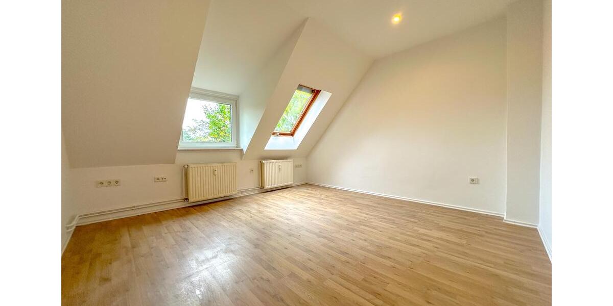 Ruhige Dachgeschoss Wohnung in Bestlage von Bremen-Lesum 3 zimmer