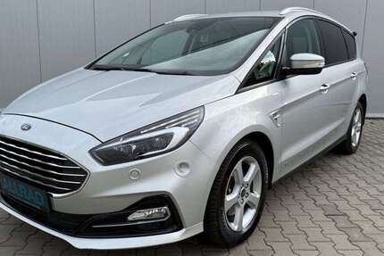 Ford S-Max 199.000 km 11.980 € Dresden 01237