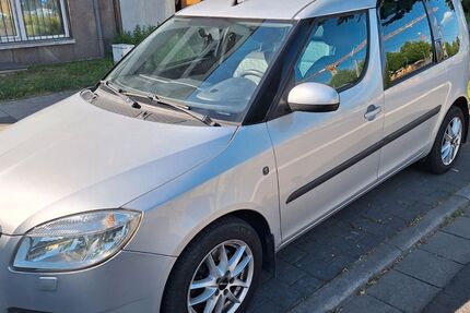 Skoda Roomster 128.000 km 4.900 € Frankfurt 60389