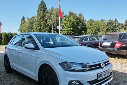 VW Polo 82.000 km 11.990 &euro; Schwerin-Warnitz /MV 19057