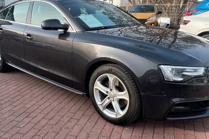 Audi A5 57.000 km 19.899 &euro; Berlin 12349