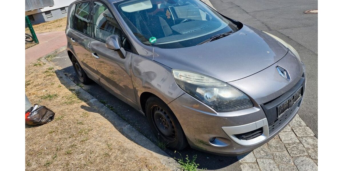 Renault Scenic 211.546 km 2.000 &euro; Kitzingen 97318