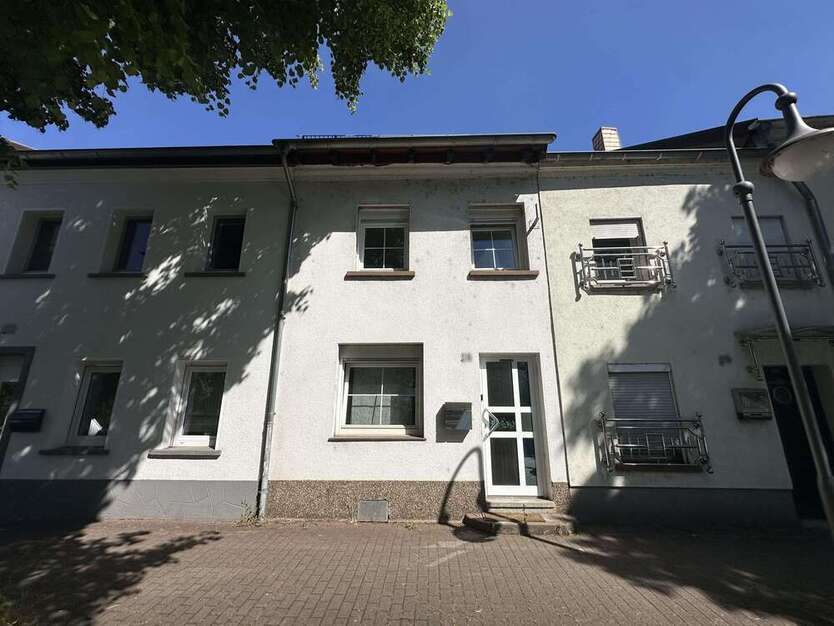 Haus zum Kaufen in Dillingen 199.000 € 126 m²