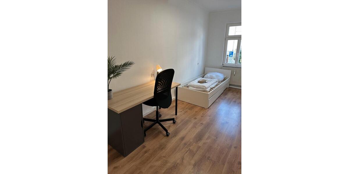 Etagenwohnung Buckenhof - 9 Zimmer, 17 m&sup2;, 495&euro; | Angebot:26211452