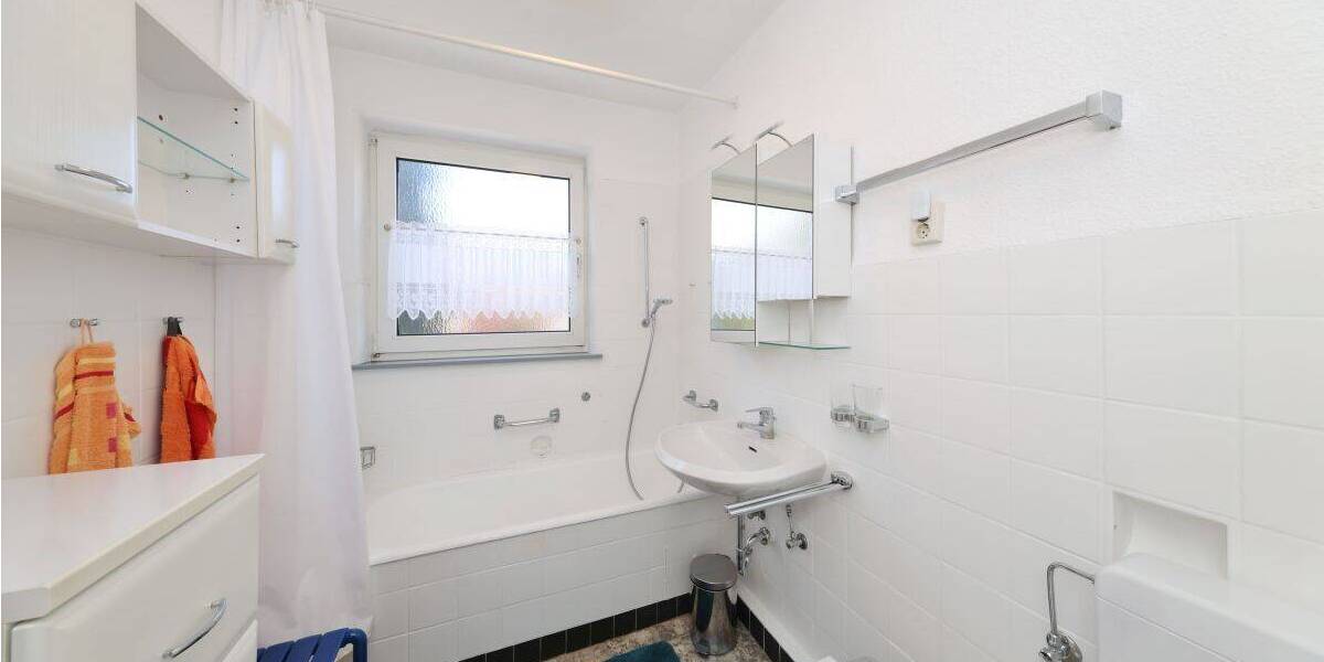 Reihenendhaus Wilhelmshaven Altengroden - 5 Zimmer, 95 m&sup2;, 219.000&euro; | Angebot:26825638