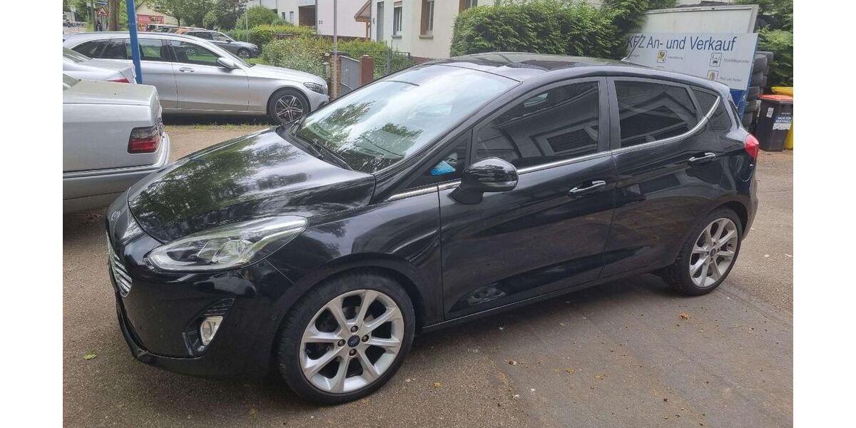 Ford Fiesta 145.000 km 6.599 &euro; Hanau 63457