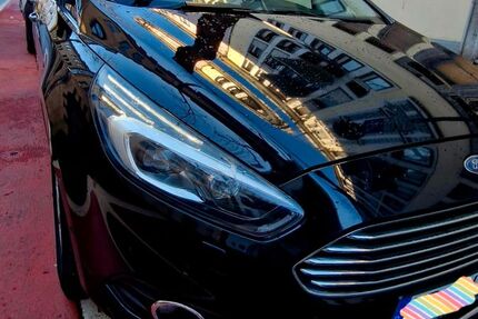 Ford S-Max 167.000 km 12.500 &euro; Krefeld 47803