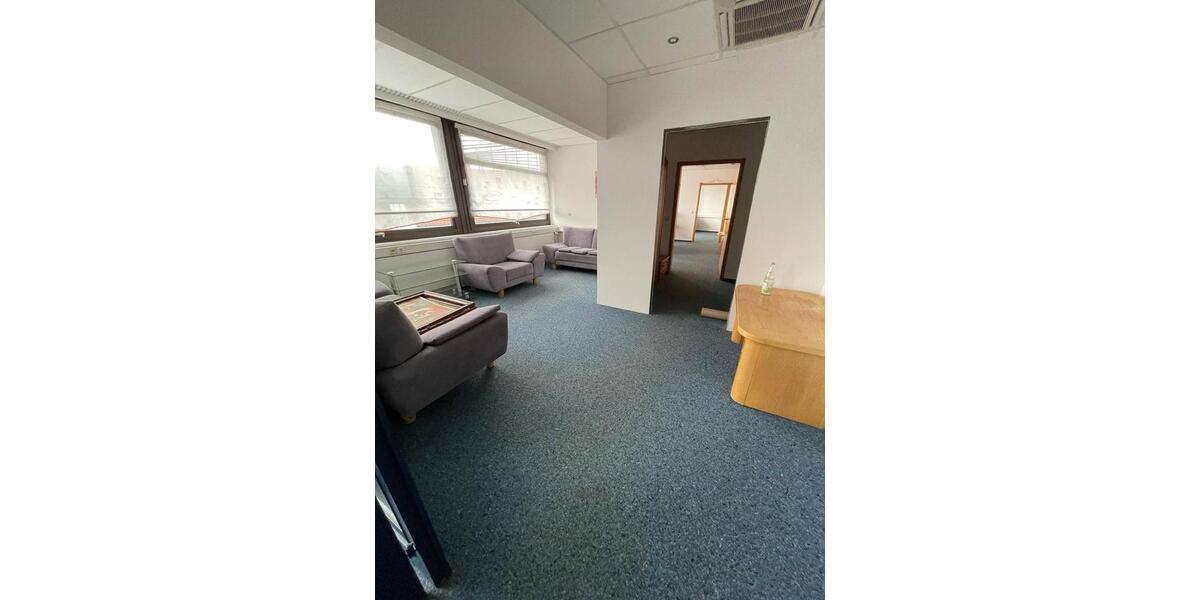 Etagenwohnung Quierschied - 8 Zimmer, 200 m&sup2;, 219.000&euro; | Angebot:26964233