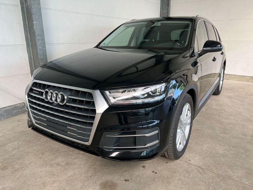 Q7