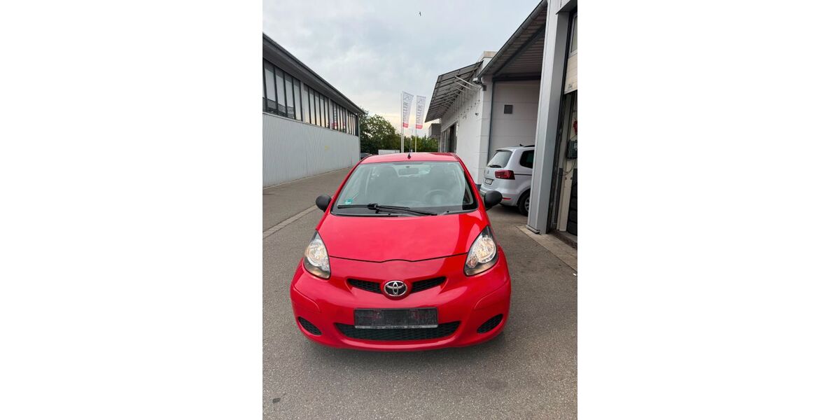 Toyota Aygo (X) 250.000 km 799 &euro; Riedlingen 88499