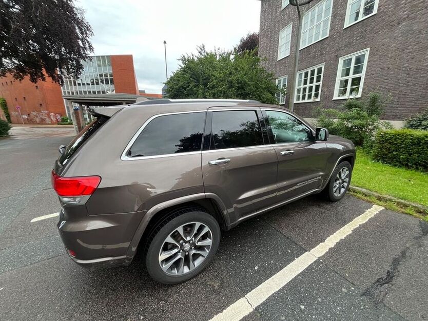 Grand Cherokee
