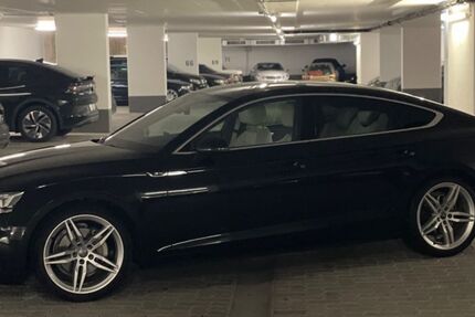 Audi A5 92.000 km 27.600 &euro; München 81379