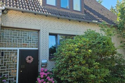 Haus Emmerthal - 10 Zimmer, 241 m&sup2;, 345.000&euro; | Angebot:27092857