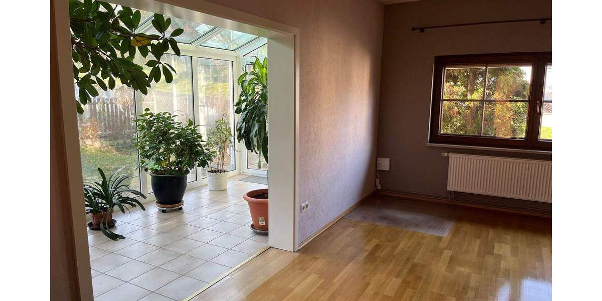 Einfamilienhaus Lawitz - 9 Zimmer, 304 m&sup2;, 365.000&euro; | Angebot:24180669