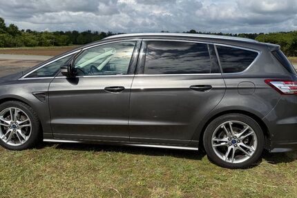 Ford S-Max 81.955 km 20.400 &euro; Mörfelden-Walldorf 64546