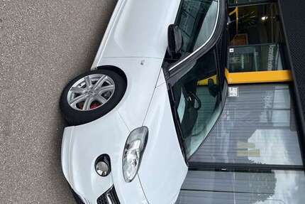 Opel Adam 146.776 km 9.700 &euro; Tuttlingen 78532