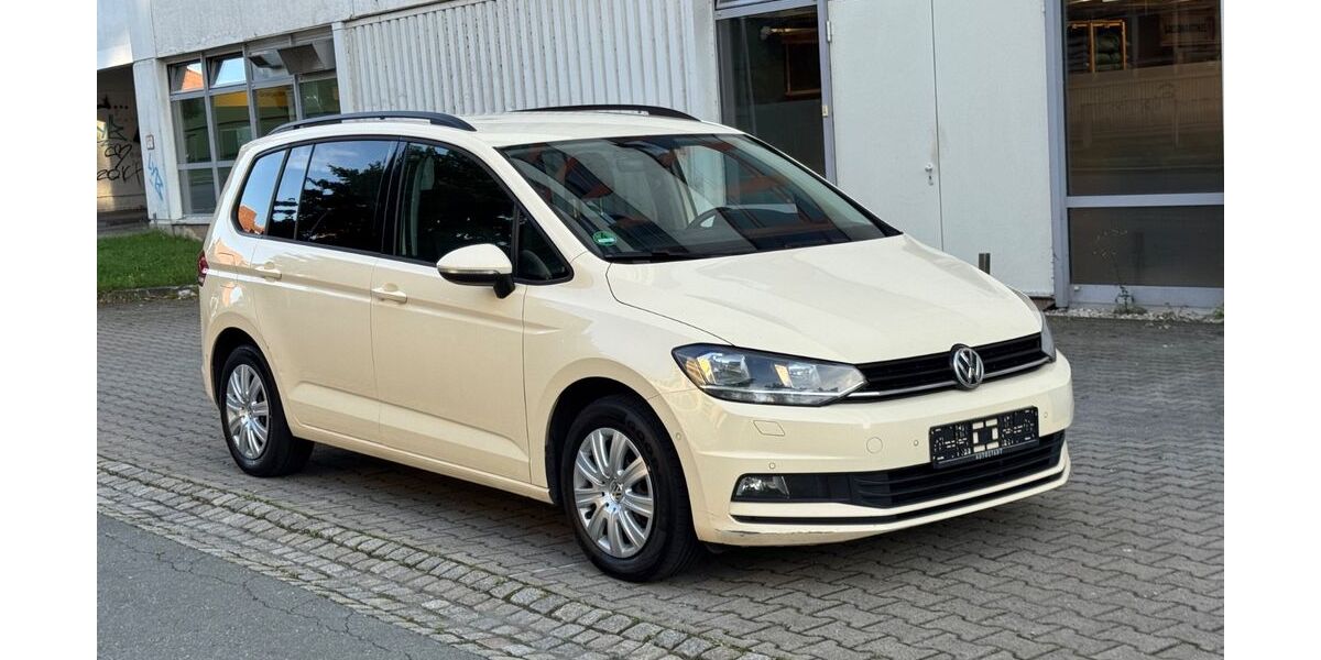VW Touran 330.000 km 6.499 € Chemnitz 09120