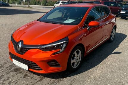 Renault Clio 79.012 km 12.990 &euro; Bad Aibling 83043