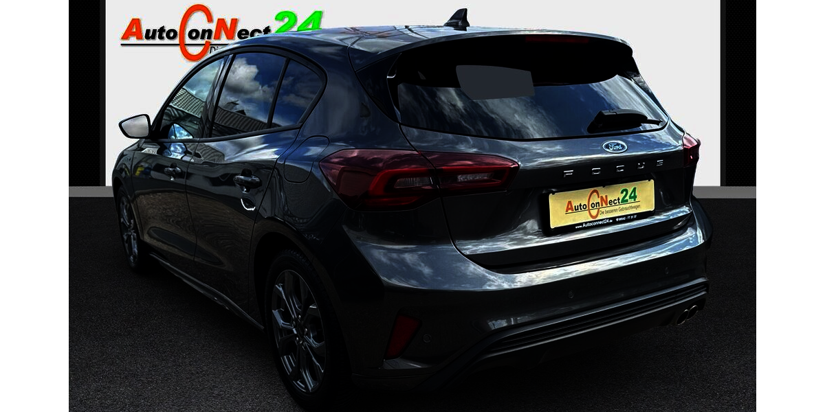 Ford Focus ST-Line X*Automatik//Navi/SHZG/PDC/Kamera* 9.976 km 24.790 &euro; Bamberg 96052