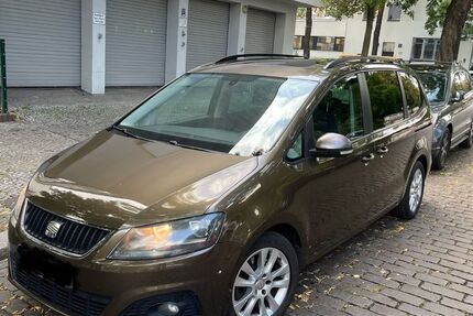 Seat Alhambra 235.021 km 6.850 &euro; Berlin 12057