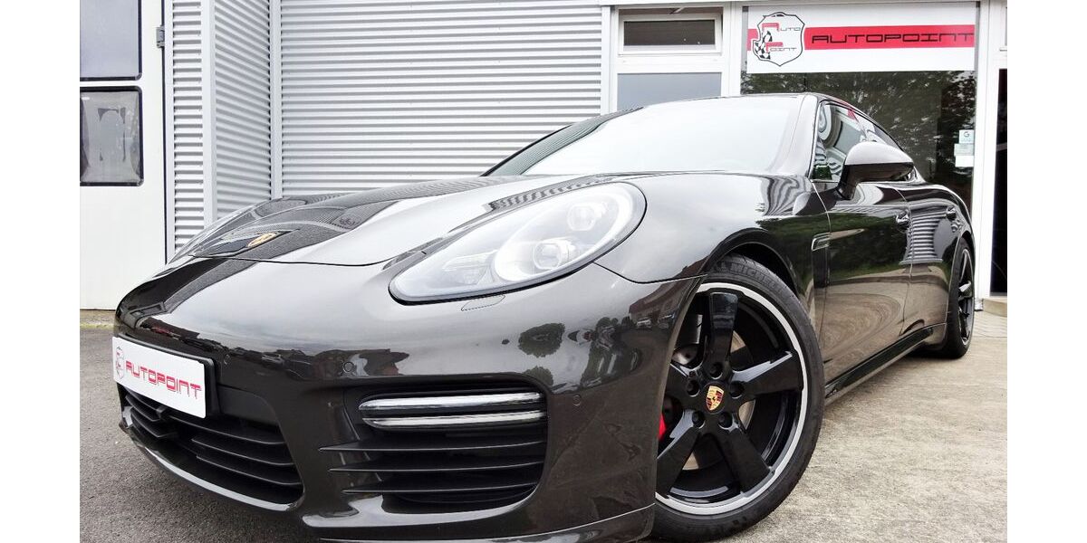 Porsche Panamera 105.400 km 49.490 &euro; Höpfingen 74746