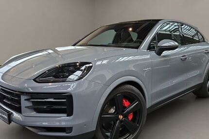 Porsche Cayenne 8.000 km 129.900 € Aachen 52068