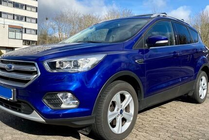 Ford Kuga 64.000 km 18.500 € Kiel 24118