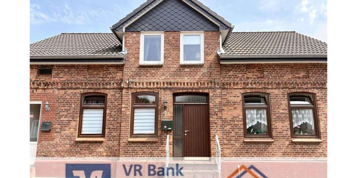 Einfamilienhaus Bredstedt - 6 Zimmer, 140 m&sup2;, 219.000&euro; | Angebot:27162321