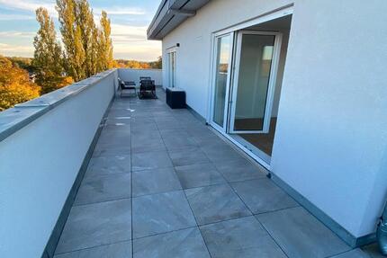 Haus Erkner - 2 Zimmer, 75 m&sup2;, 1.499&euro; | Angebot:25994024